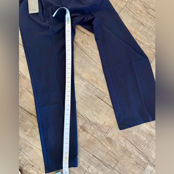 Women’s Navy Wide-Leg Pleated Dress Pants | High Waist Trousers | Size XS | NWT - Picture 4 of 10
